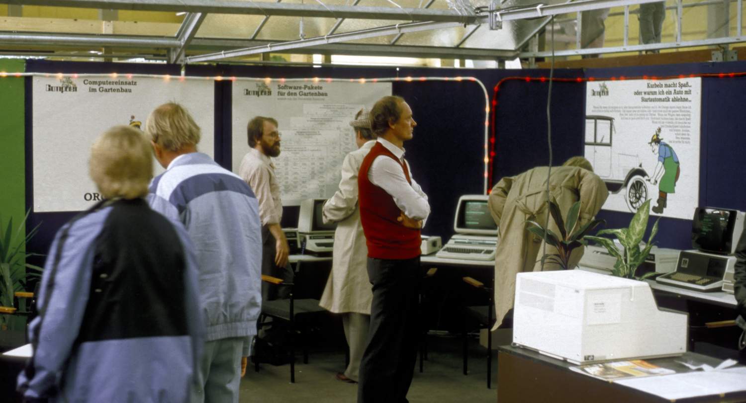 WGT83  -Lehrschaubeitrag-  Dieter Selzer, Klaus Roth   Betriebswirtschaft